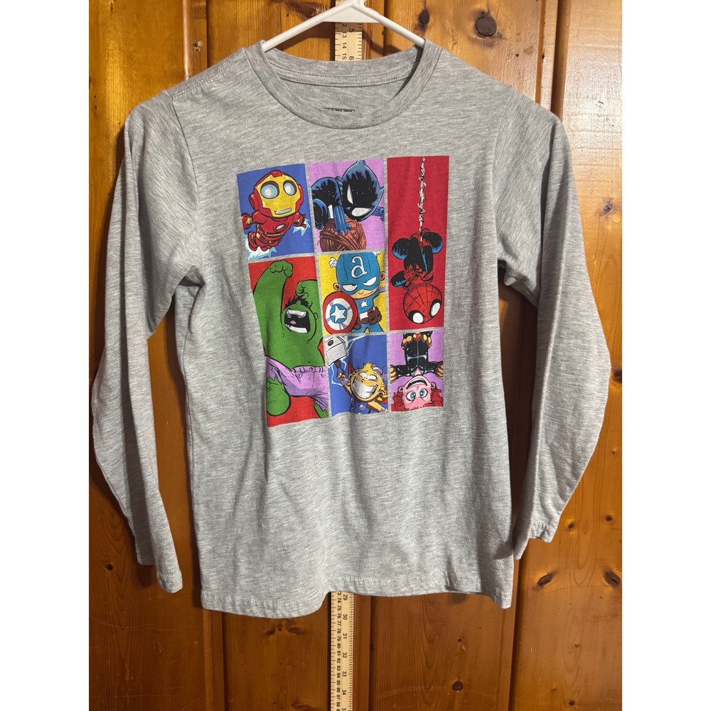 Marvel Avengers Boys Medium Gray Long Sleeve Graphic T-Shirt Superheroes Grid